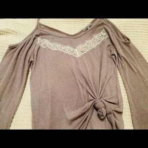 Gray long sleeve top